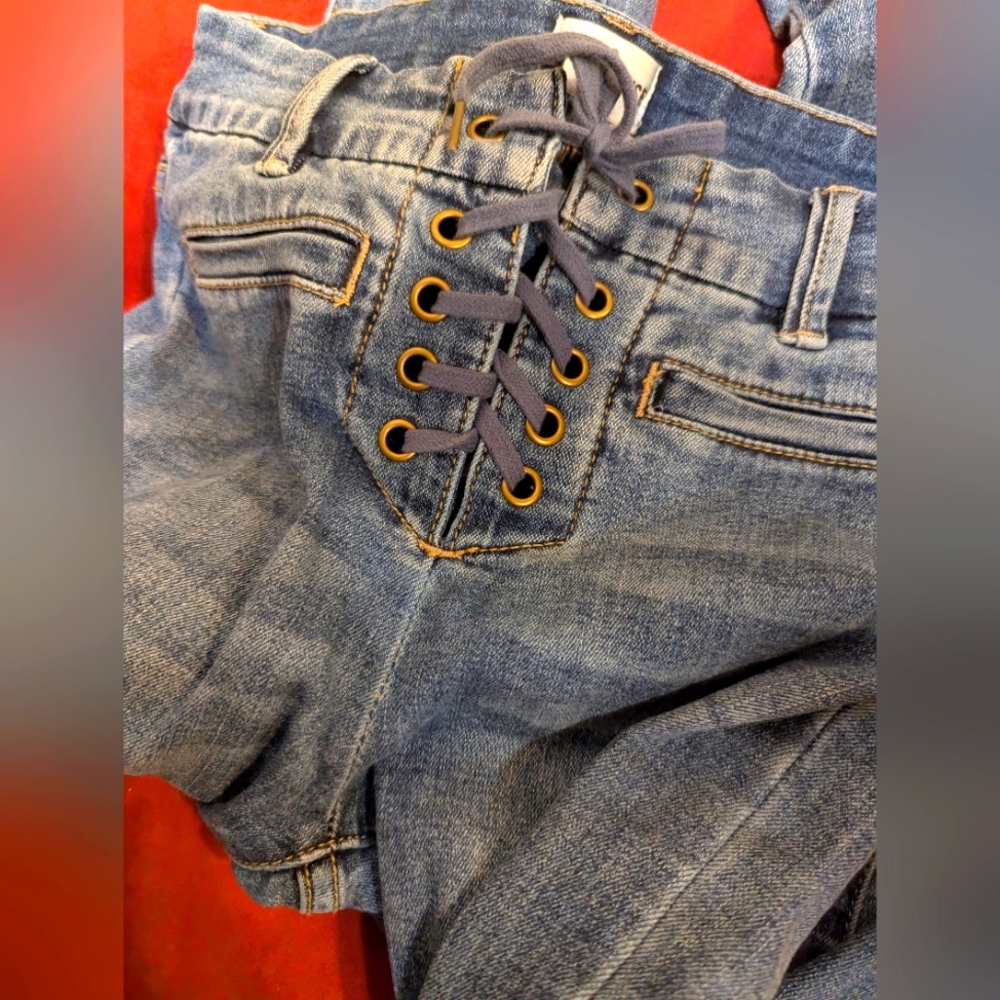 Amuse Society Blue Lace-Up (90s Delilas!) Women Jeans With Frayed Bottoms
